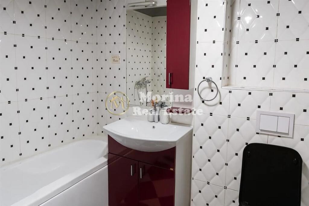Qera, Apartament 2+1, Shallvaret, 600 euro/muaj