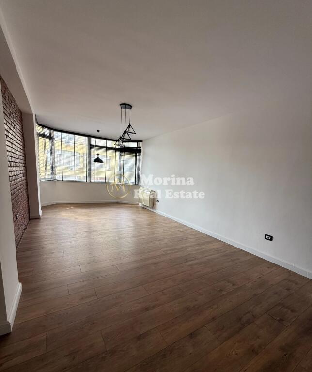Qera, Apartament 2+1+Blk, Komuna Parisit, 850 euro/muaj
