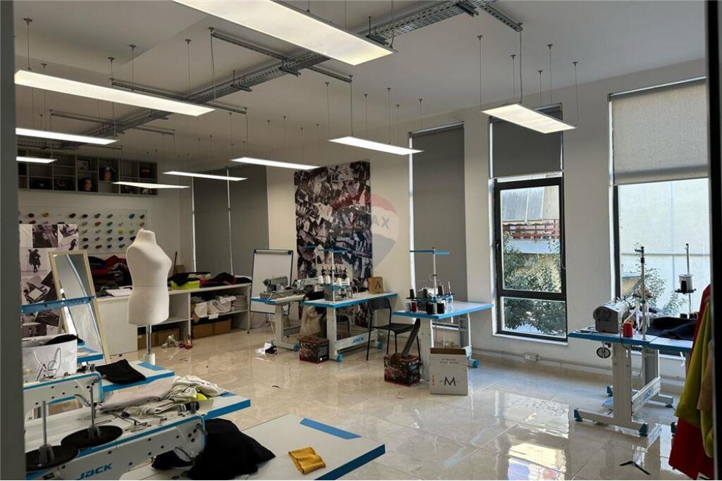 Dyqan - Për Qira - Rruga Eduard Mano, Tiranë (ID: 530491004-162)