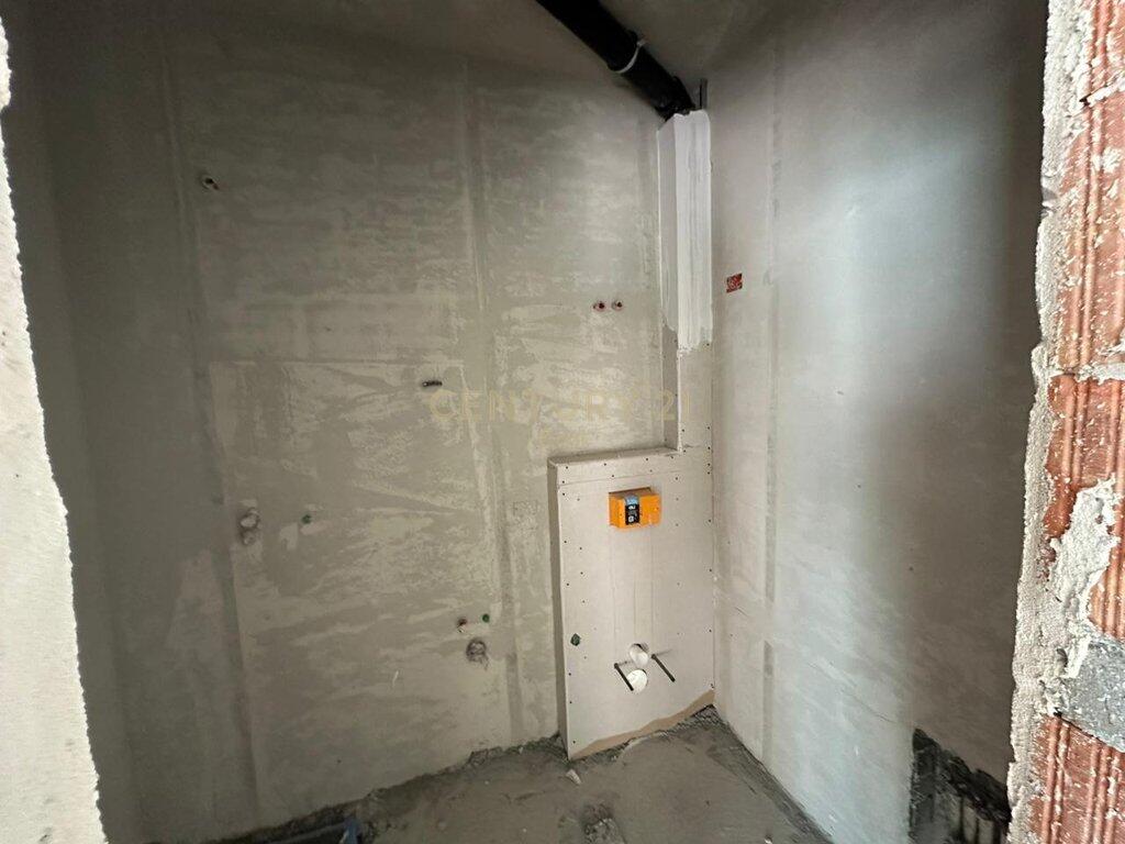 SHESIM APARTAMENT KATI 0 ME VERANDE 70metra NGA DETI NE GOLEM TEK HOTEL GRINT !
