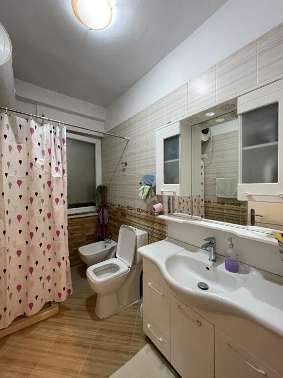 Apartment 2+1+2 for sale at Cabej Buildings, Misto Mame