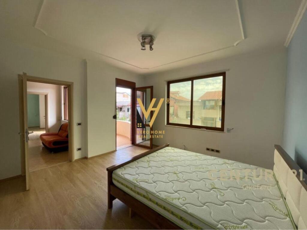 JEPET VILE INDIVIDUALE ME QIRA TE KODRA E PRIFTIT 1.300 EURO