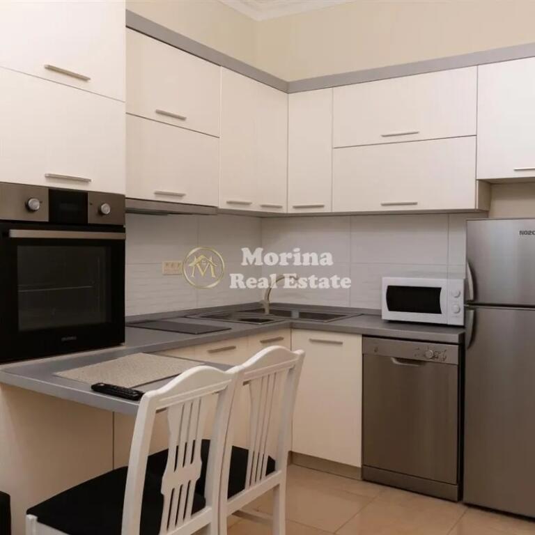Qera, Apartament 2+1, Shallvaret, 600 euro/muaj