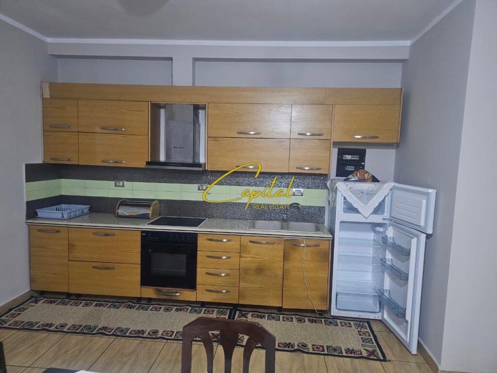 APARTAMENT ME QERA 2+1 SAUK 35.000 LEKE