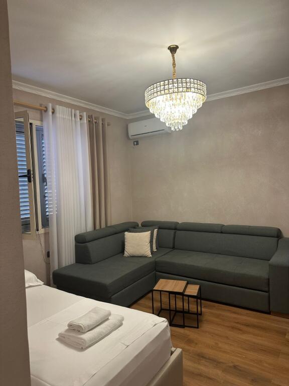 APARTMENT FOR RENT 1+1 VASIL SHANTO 600 EURO