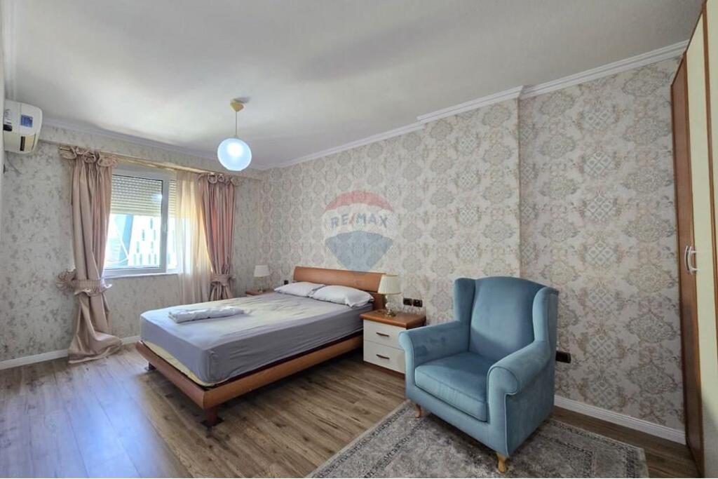 2+1 Apartment for sale in Bllok !