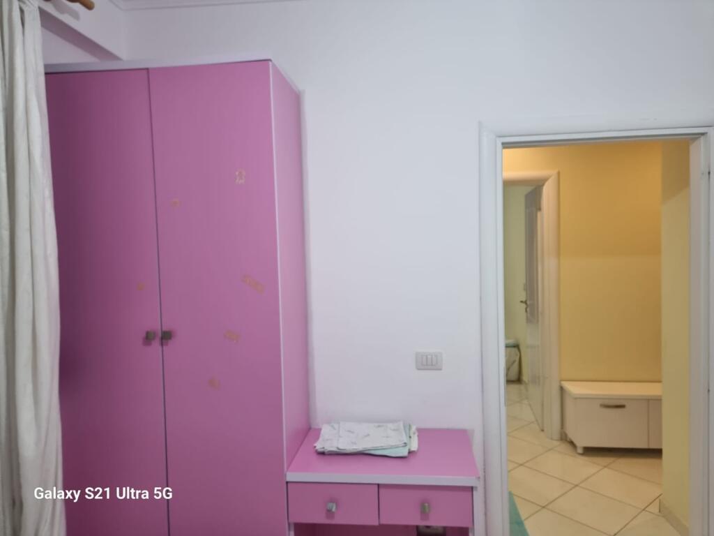 Jepet Apartament Me Qera , Ne Vlore