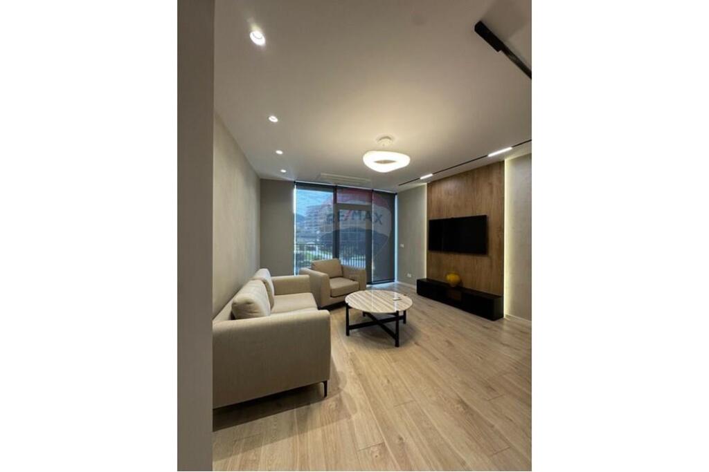 QIRA ZYRE TEK LAKE VIEW RESIDENCE   !