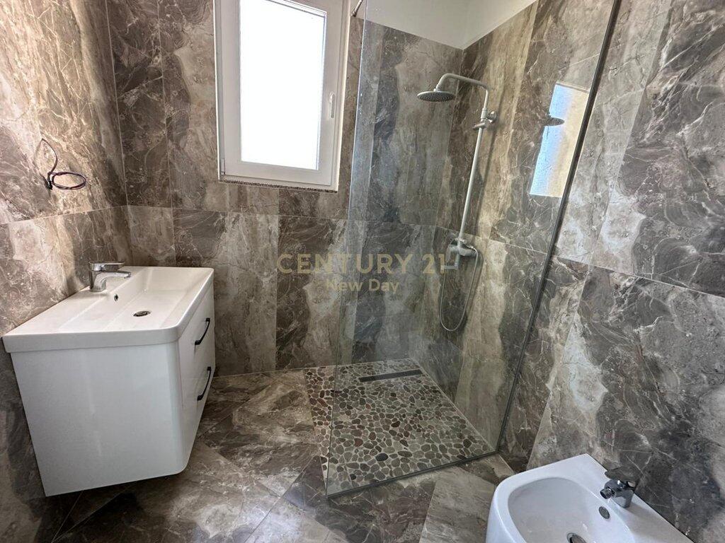 Apartment 2+1+2T+ 2 Parking Spaces For Rent at the Beach, Durrës - 1200€ | 124 m²
