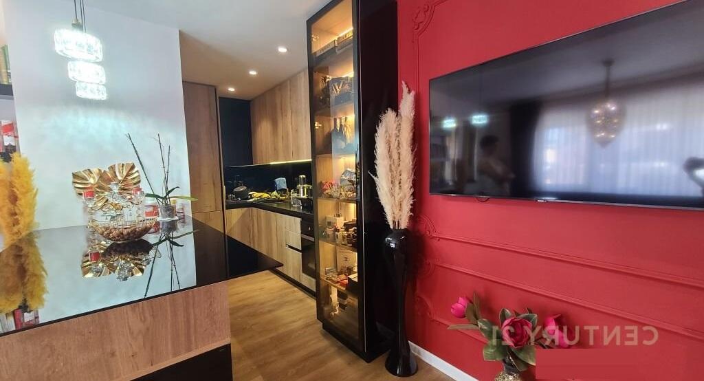 Apartament modern 1+1  me qera te Rruga e Kosovareve