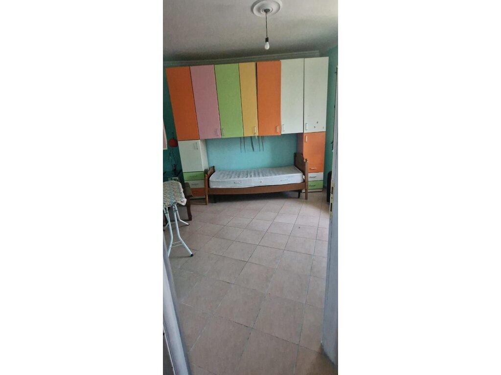 Apartament 2+1 Me Qira në Fresku, Tiranë