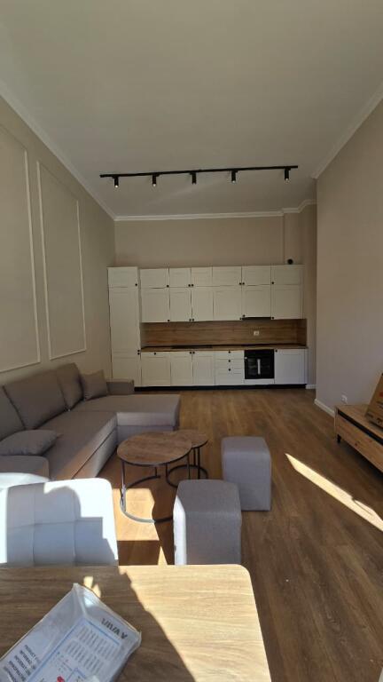 Apartament 1+1 plus postparkim, Liqeni i Thate