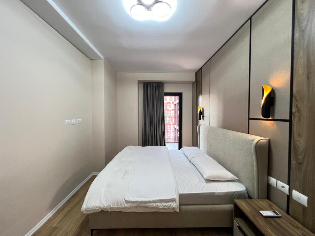 Apartament 1+1 me qira plus post parkimi tek Tirana Garden Building