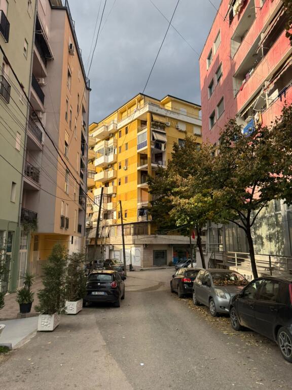Apartment 2+1+2 for sale at the Prosecutor's Office, Haxhi Hysen Dalliu street