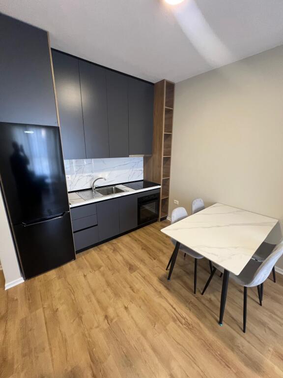 APARTAMENT ME QERA 1+1