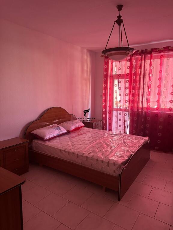 APARTAMENT ME QERA 2+1 VASIL SHANTO 650 EURO