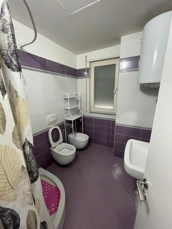 Apartament me qera 2+1 , Sheshi Pranvera, Qender Durres