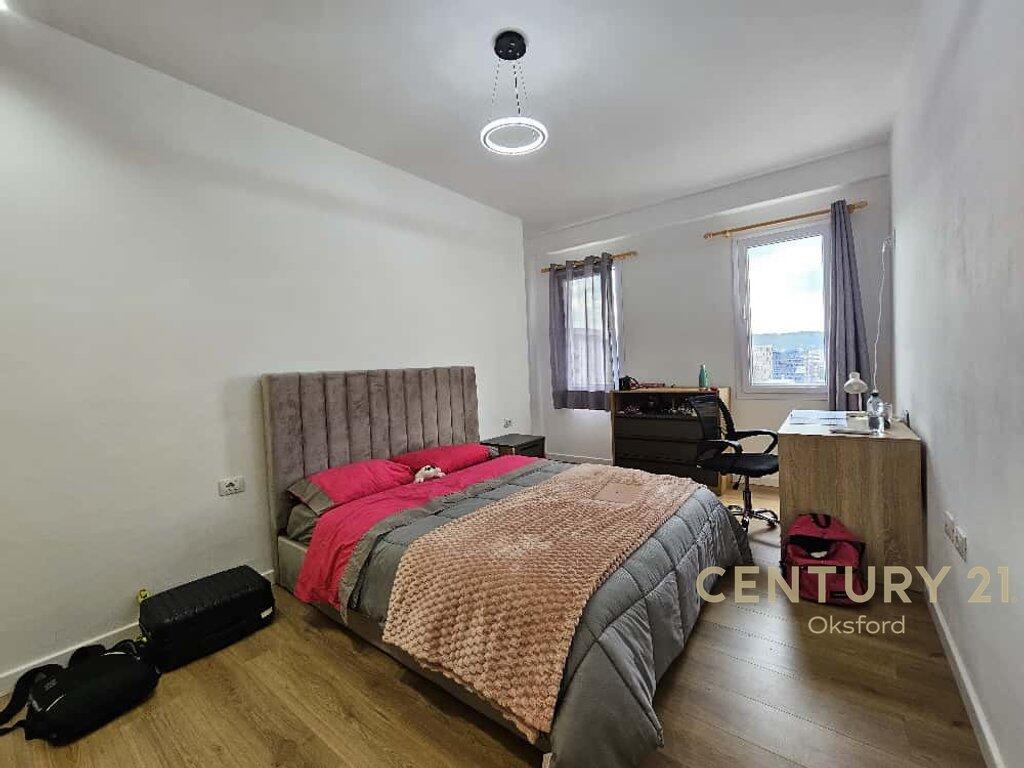 JEPET ME QIRA APARTAMENT 3+1+POST PARKIMI TE ISH FUSHA AVIACIONIT