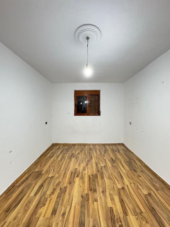 💠 Apartament 2+1 për Qira – Pranë Drejtorisë së Policisë, Durrës