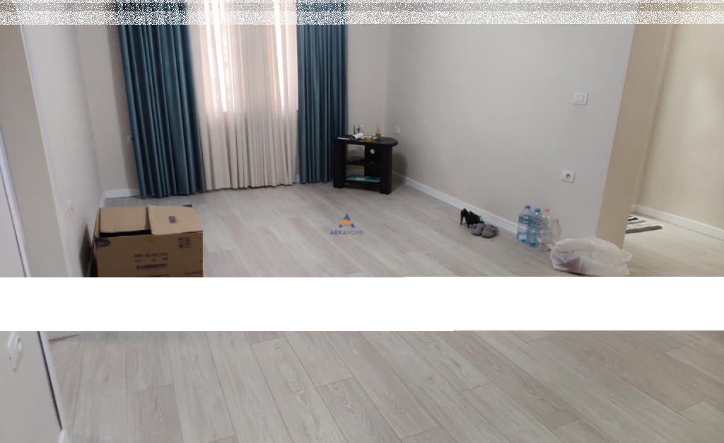 JEPET ME QERA APARTAMENT PER ZYRE 110M2 "KRYQEZIMI I 21 DHJETORIT" 800 EURO