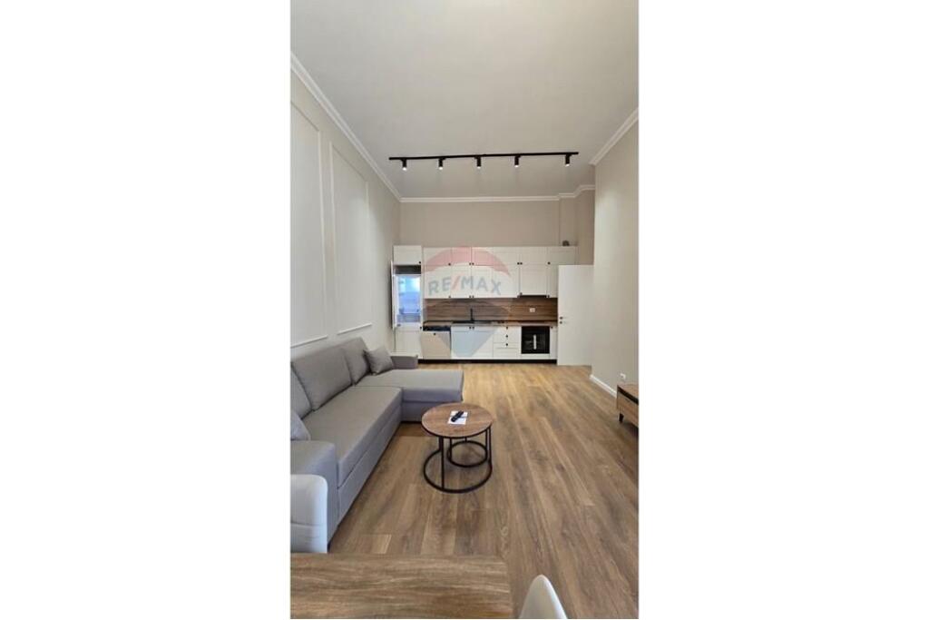 Apartament 1+1 plus postparkim, Liqeni i Thate