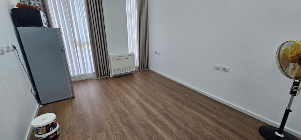 Shitet Apartament 3+1+2 – Bulevardi i Ri, Tiranë