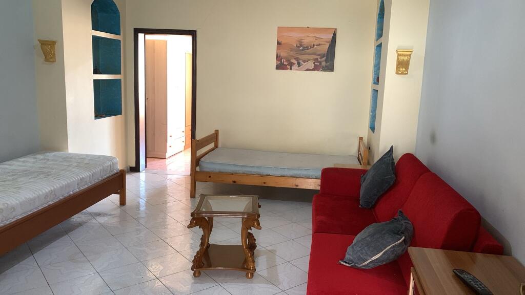 Jepet Me Qera Apartament 1+1+1 Ballkon