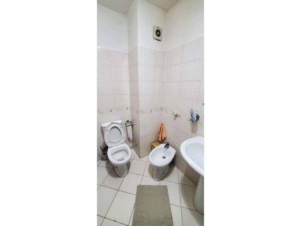 Apartament 2+1 Me Qira në Rrugen Haxhi Dalliu ,Prane Prokurorise Tiranes