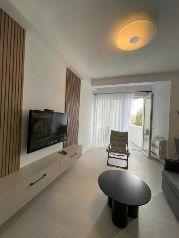🏢 Me Qira – Apartament 2+1 te River Residence