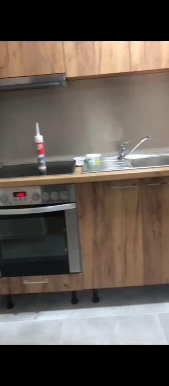 GARSIONERE 30000 LEKE.ALI DEMI