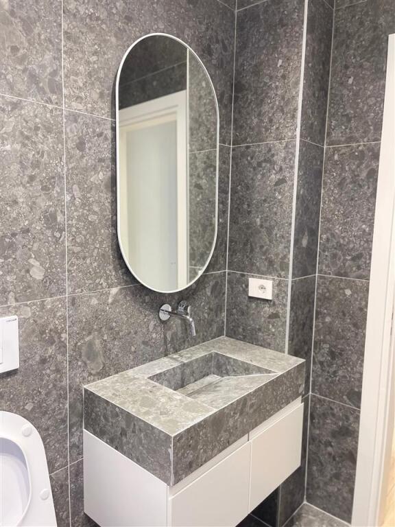 APARTAMENT ME QERA 1+1+PARKIM LIQENI THATE 1.400 EURO