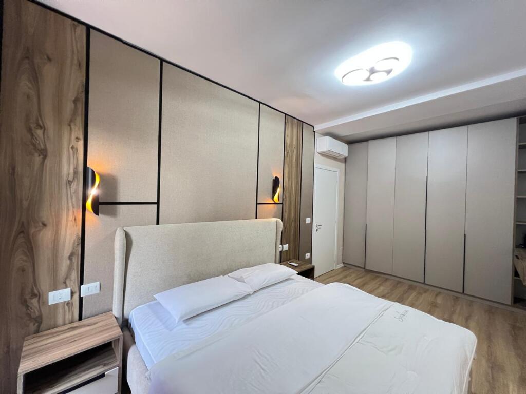 Apartament 1+1 me qira plus post parkimi tek Tirana Garden Building