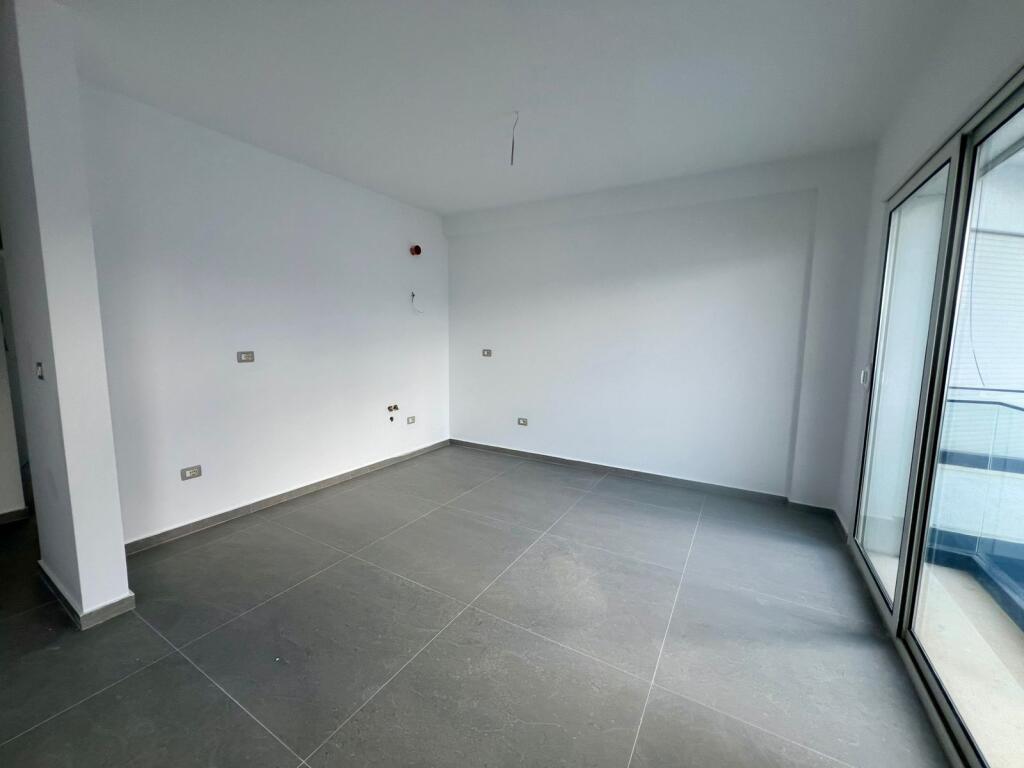 Appartamento Con Vista Mare In Vendita A Vlora