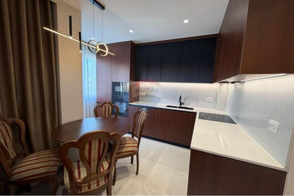 Apartament 2+1+2 tek Mine Peza