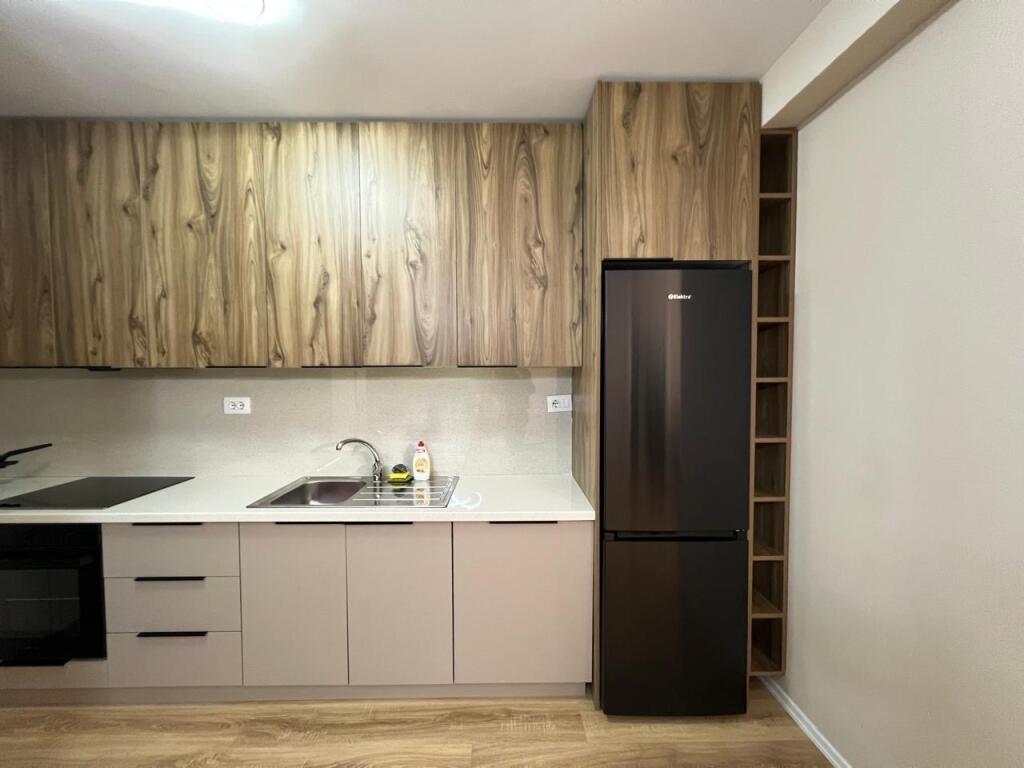 Apartament 1+1 me qira plus post parkimi tek Tirana Garden Building