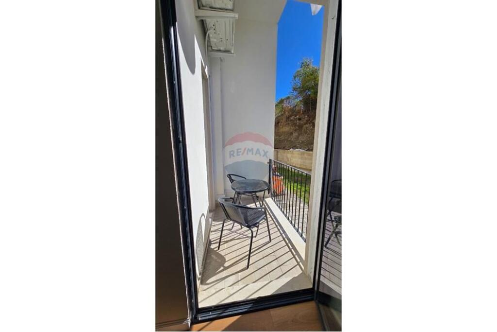 Apartament 1+1 plus postparkim, Liqeni i Thate