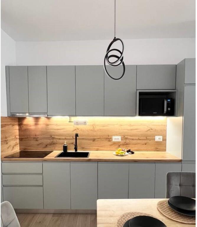Apartament modern 2+1 per qira ne Qender
