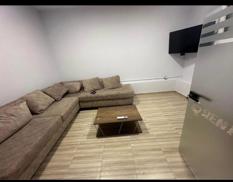 Business Premises for Sale in the Oxhaku Area, 60m2 160,000eur.