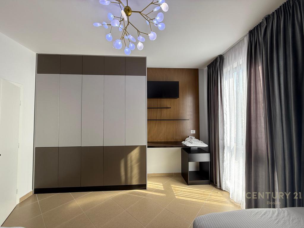 APPARTAMENTO MODERNO 2+1, NELLA RESIDENZA CITY VIEW SHKOZE!!