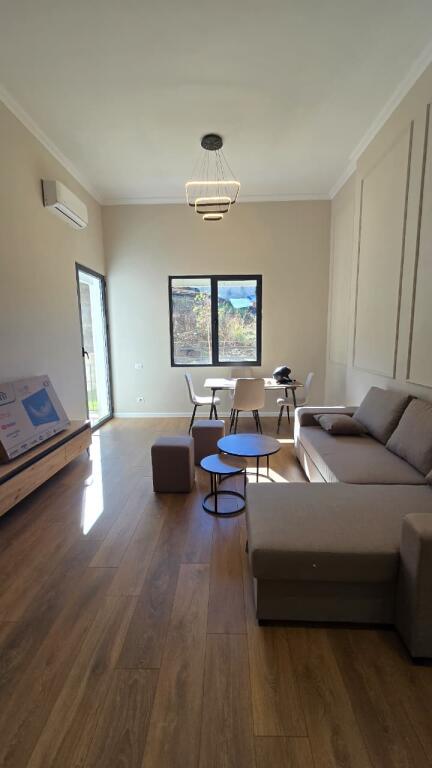 Apartament 1+1 plus postparkim, Liqeni i Thate