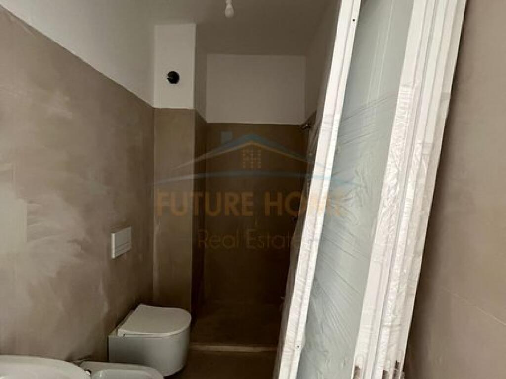 In vendita, Appartamento 2+1+2, Via Besa, Tirana