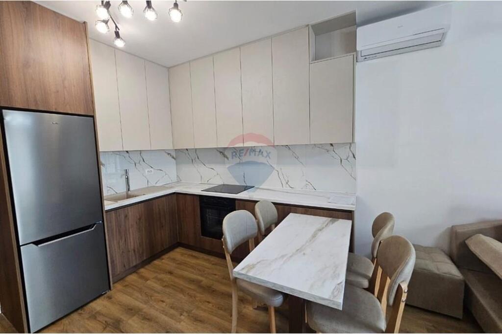 Apartament 2+1 per qira tek Zogu i Zi!