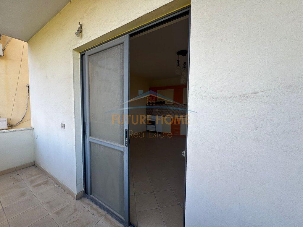 Qera, Apartament 1+1,Laparake,Tiranë 400 €