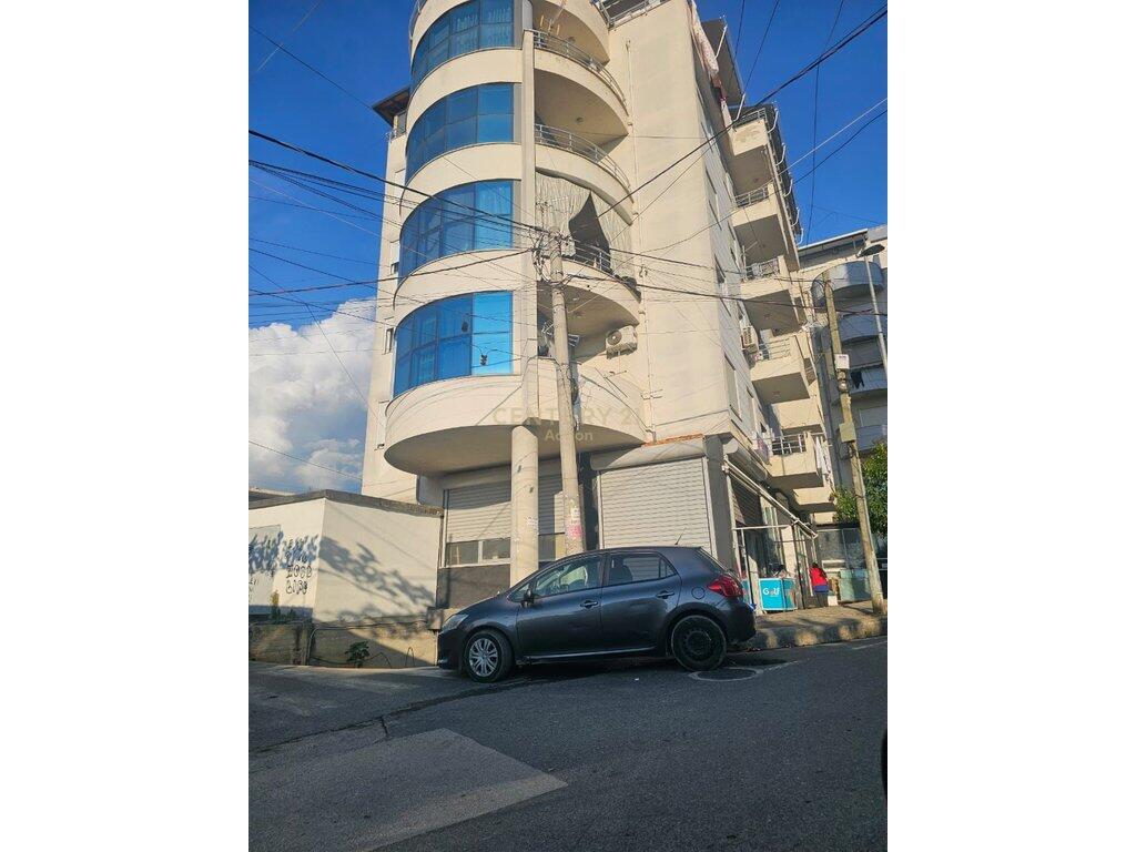 Apartament 1+1 Me Qira në Periferinë e Tiranës - 320.00€ | 75 m²!