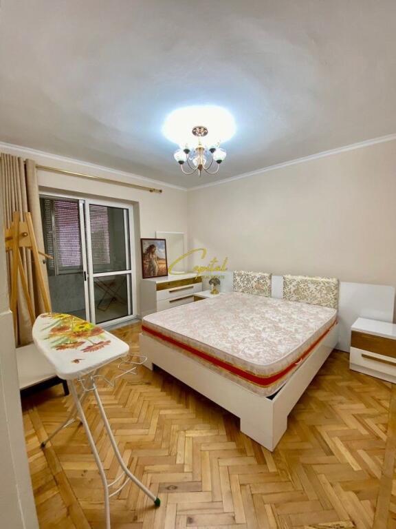 APARTAMENT ME QERA 2+1 RRUGA FORTUZI 650 EURO