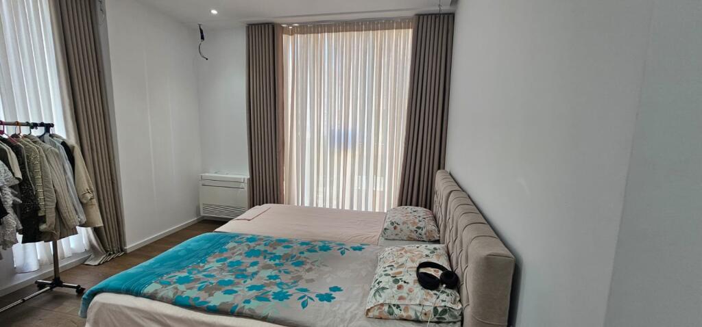 Shitet Apartament 3+1+2 – Bulevardi i Ri, Tiranë