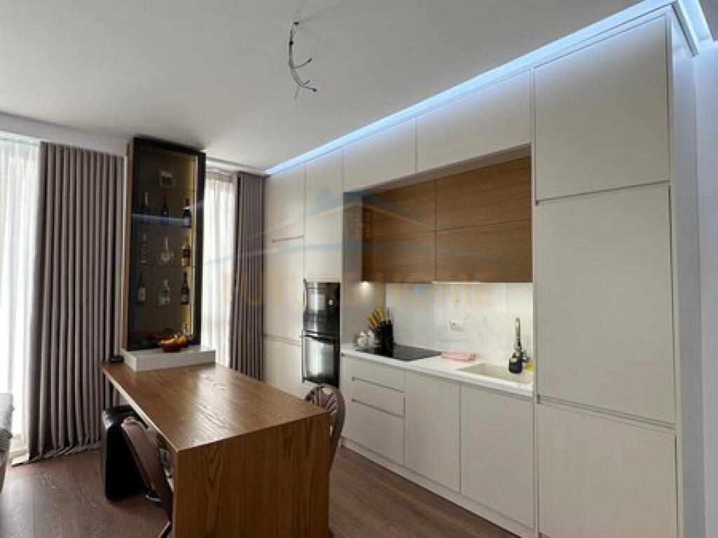 For sale, Apartment 3+1+2, Jordan Misja, Tirana