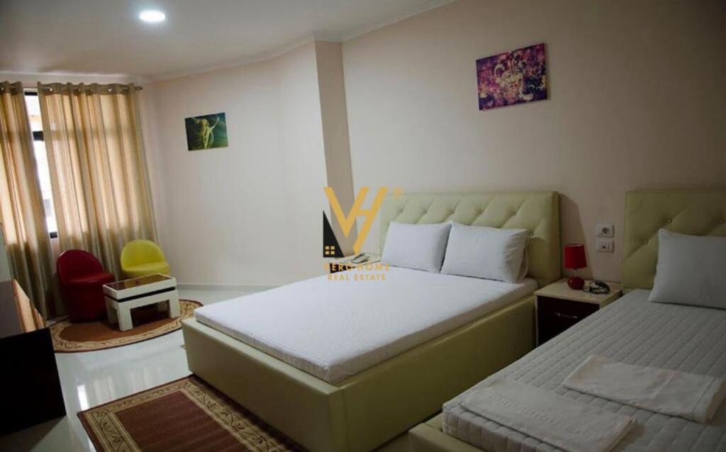 JEPET HOTEL ME QIRA TE UNAZA E RE 600.000 LEKE