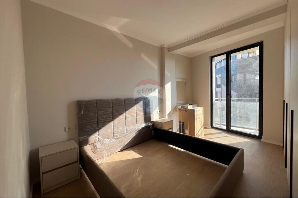 Apartament 2+1 Per Qira Tek Mine Peza!
