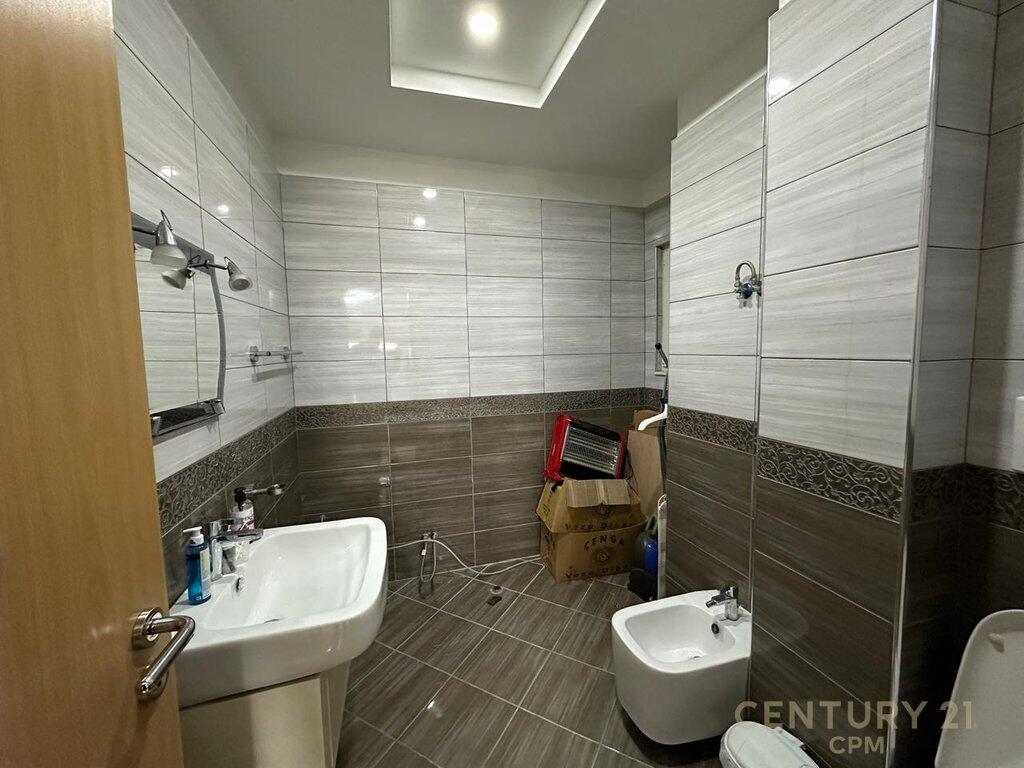 Apartament 2+2 Me Qira në Astiri, Unaza e Re, Tiranë - 700€ | 101.7 m²